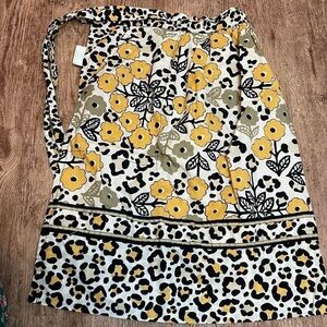 Vera Bradley What’s Cookin Apron in Go Wild